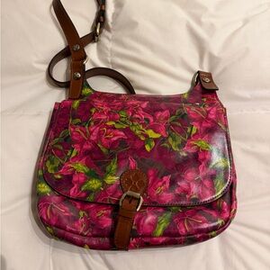 Patricia Nash Pink Floral Crossbody with Brown Trim